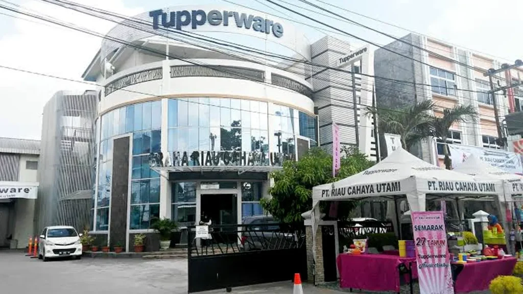 Tupperware Alami Masa Sulit, Raksasa Perkakas Rumah Tangga Diambang Kebangkrutan